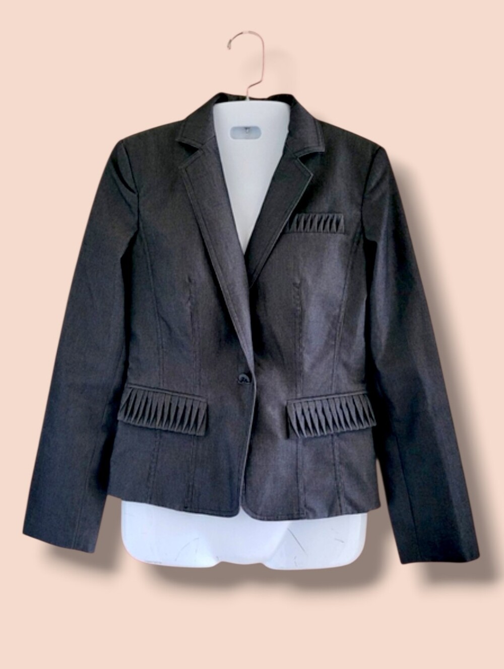 Cynthia Steffe | EUC Classic Black/Dark Gray Pinstripe Tailored Blazer (SIZE S)
